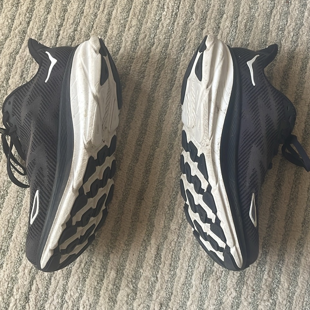Hoka Clifton 9 Shoes - Picture 6 of 7